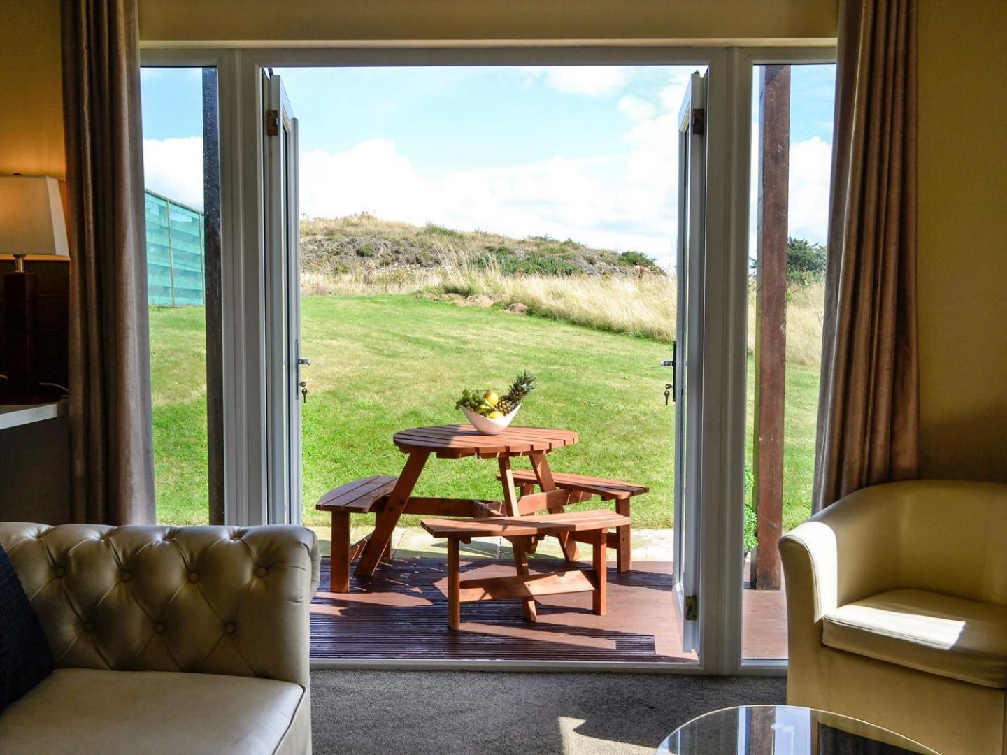 Seaviews And Hot Tub At The Fairways - Uk39821 Villa Portpatrick Dış mekan fotoğraf