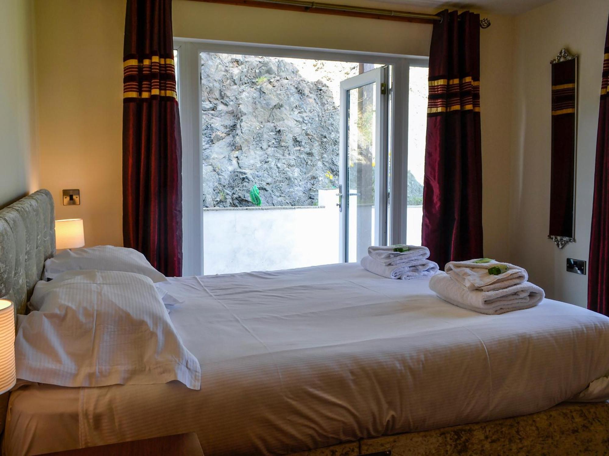 Seaviews And Hot Tub At The Fairways - Uk39821 Villa Portpatrick Dış mekan fotoğraf